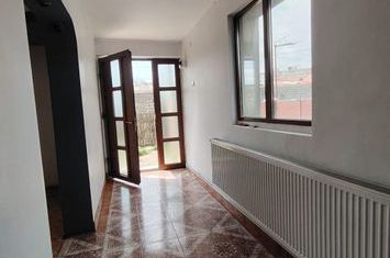 Casă - 3 camere de vanzare PLOIESTI - Prahova anunturi imobiliare Prahova