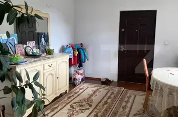 Vilă - 8 camere de vanzare SUCEAVA - Suceava anunturi imobiliare Suceava