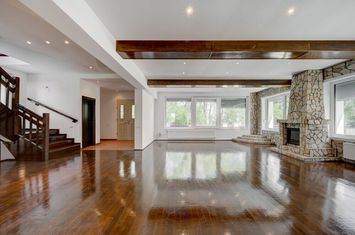 Unicitate la liziera Pădurii Băneasa!  Vilă reprezentativă cu poziționare rară anunturi imobiliare Bucuresti
