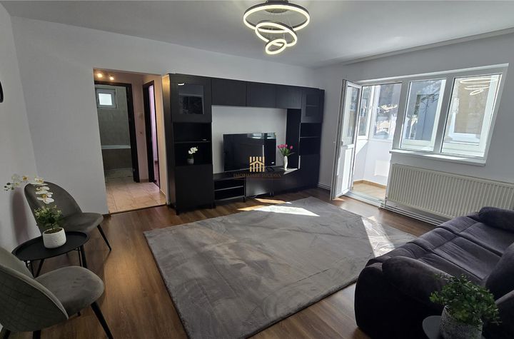 Apartament 3 camere de inchiriat GEORGE ENESCU - Suceava anunturi imobiliare Suceava