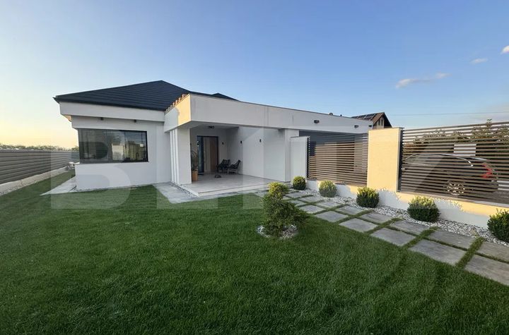 Casă - 4 camere de vanzare SUCEAVA - Suceava anunturi imobiliare Suceava