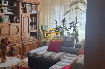 Apartament 3 camere de vanzare OSTROVENI - Valcea anunturi imobiliare Valcea