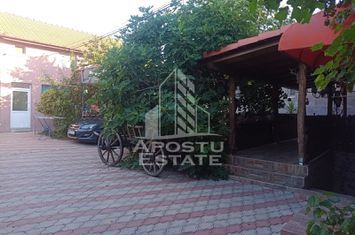 Apartament 2 camere la curte comuna cu terasa anunturi imobiliare Arad