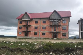 Vilă - 24 camere de vanzare GEORGE ENESCU - Dolj anunturi imobiliare Dolj