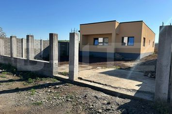 Casă - 4 camere de vanzare BARIERA VALCII - Dolj anunturi imobiliare Dolj