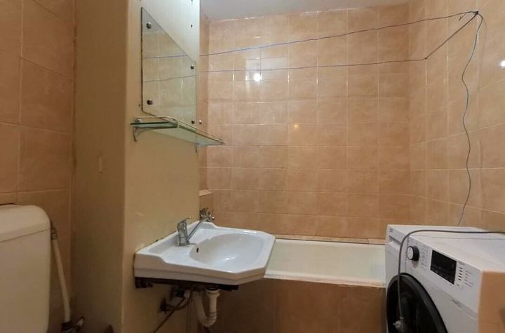 Garsoniera , 3 minute metroul Nicolae Grigorescu, bloc reabilitat termic anunturi imobiliare Bucuresti