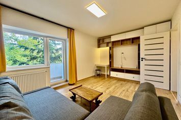 4 camere decomandate, et2, 77mp, garaj sub bloc cu CF, Clasa A-Zorilor anunturi imobiliare Cluj