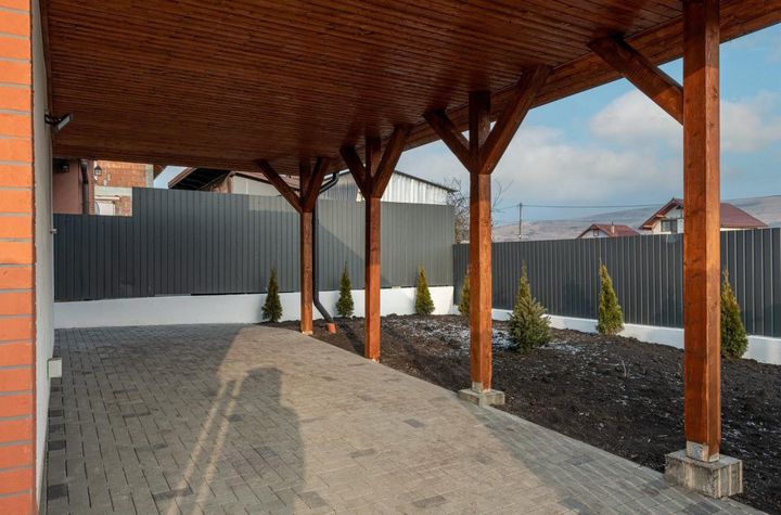 Vilă - 5 camere de vanzare CAMPENESTI - Cluj anunturi imobiliare Cluj