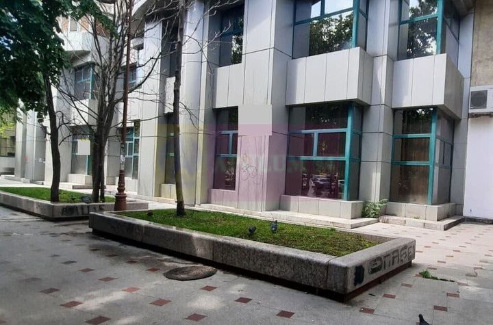 Vanzare spatiu comercial in zona bd Unirii stradal anunturi imobiliare Bucuresti