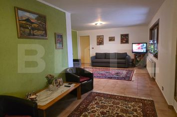 Casă - 3 camere de vanzare MICRO 11 - Dambovita anunturi imobiliare Dambovita