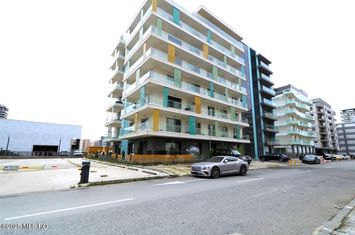 Mamaia Nord - Lotus Studios, 2 camere langa mare, 56 Mp, etajul 4/7! anunturi imobiliare Constanta