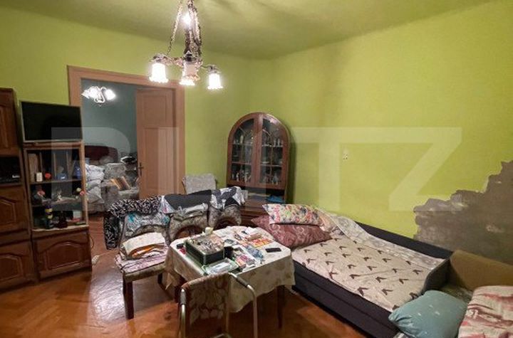 Casă - 3 camere de vanzare COMPLEX STUDENTESC - Timis anunturi imobiliare Timis