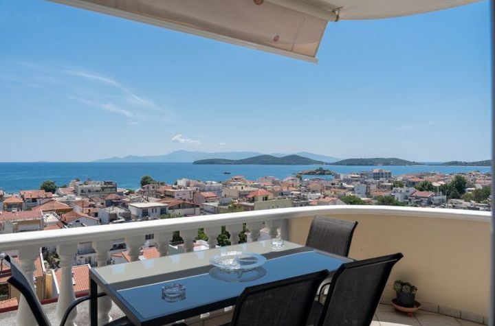 Apartament 2 camere, 66 mp, vedere la mare, Nea Peramos anunturi imobiliare Grecia