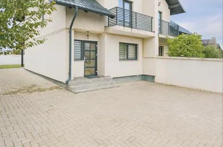 Casă - 3 camere de vanzare MOARA - Suceava anunturi imobiliare Suceava