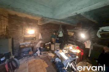 Apartament 3 camere de vanzare CENTRU - Prahova anunturi imobiliare Prahova