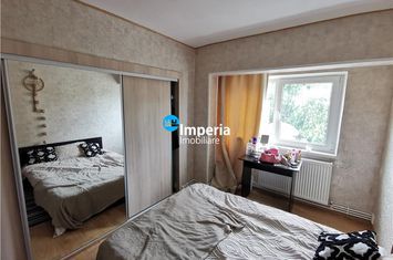 Apartament 4 camere de vanzare CENTRAL - Iasi anunturi imobiliare Iasi