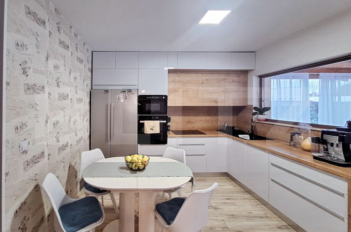 Casă - 5 camere de vanzare FELEACU - Cluj anunturi imobiliare Cluj