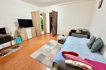 Garsonieră de vanzare CUGIR - Alba anunturi imobiliare Alba