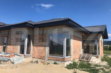 Casă - 3 camere de vanzare CRISTIAN - Brasov anunturi imobiliare Brasov