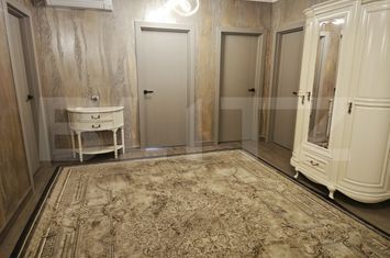 Apartament 3 camere de vanzare CENTRU - Arges anunturi imobiliare Arges