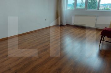 Apartament 3 camere de vanzare GARII - Covasna anunturi imobiliare Covasna