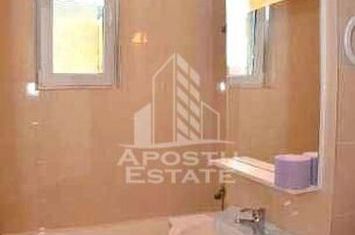 Apartament central, 4 camere ,zona excelenta. anunturi imobiliare Arad