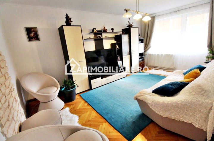 Apartament 3 camere de vanzare TUDOR - Mures anunturi imobiliare Mures