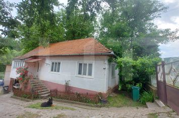 Casă - 7 camere de vanzare VALCELE - Covasna anunturi imobiliare Covasna
