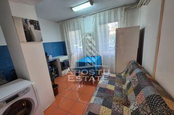 Apartament cu o camera in zona Complexului Studentesc , decomandat anunturi imobiliare Timis