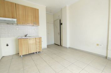 Studio 22 mp, etaj 4 în Saranda Martires (Serres) anunturi imobiliare Grecia