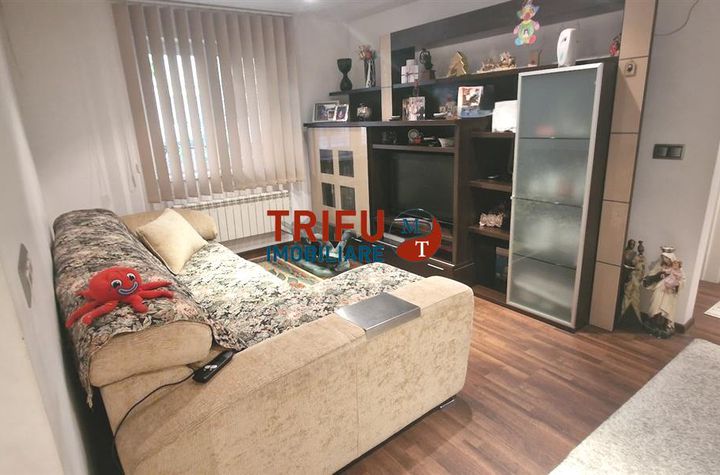 Apartament 4 camere de vanzare CETATE - Alba anunturi imobiliare Alba