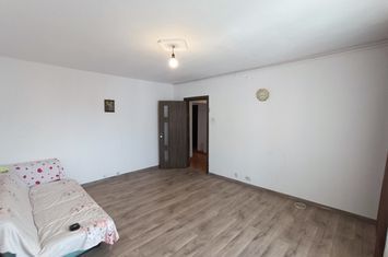 Apartament 3 camere de vanzare VITAN - Bucuresti anunturi imobiliare Bucuresti