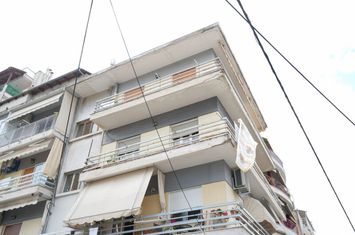 Apartament 64 mp, etaj 3, Δράμα Κέντρο anunturi imobiliare Grecia