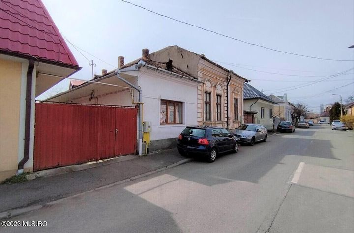 Casă - 3 camere de vanzare MARASTI - Cluj anunturi imobiliare Cluj