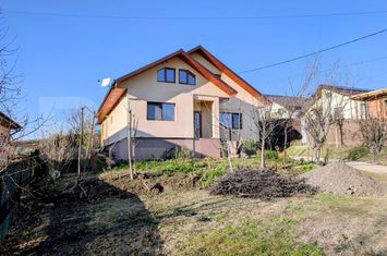 Casă - 3 camere de vanzare IASI - Iasi anunturi imobiliare Iasi