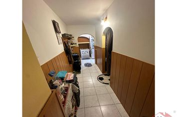 Apartament 3 camere de vanzare SUD - Vrancea anunturi imobiliare Vrancea