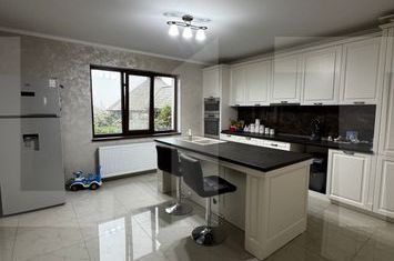 Vilă - 5 camere de vanzare BOTOSANI - Botosani anunturi imobiliare Botosani