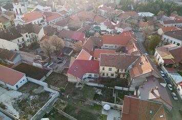 Teren central cu potential  - Arad, str. Desseanu anunturi imobiliare Arad