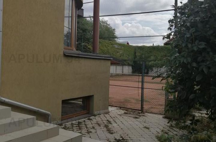 Vilă - 15 camere de vanzare GHENCEA - Bucuresti anunturi imobiliare Bucuresti