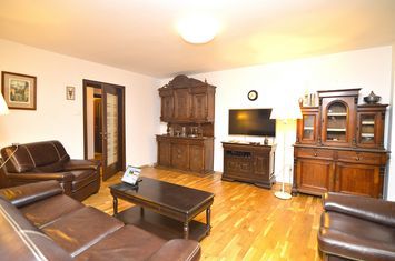 Apartament 3 camere de vanzare UNIRII - Bucuresti anunturi imobiliare Bucuresti