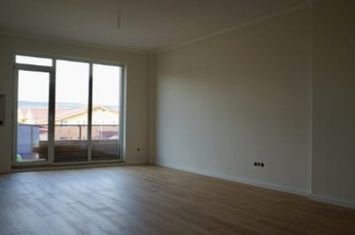 Apartament 3 camere de vanzare FLORESTI - Cluj anunturi imobiliare Cluj