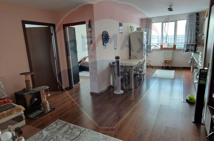Vând apartament cu 3 camere, Florești anunturi imobiliare Cluj
