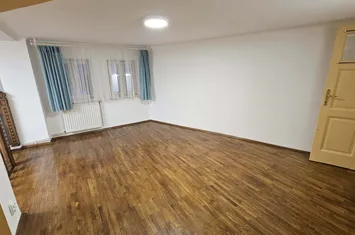 Foto 2 Studio generos cu aer boem și scară interioară în inima Centrului Istoric anunturi imobiliare Sector 2