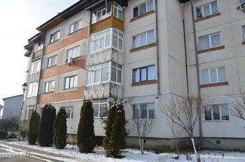 Bascov - Centru, Apartament 2 Camere Decomandat, Etaj 2 anunturi imobiliare Arges