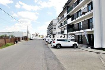 Penthous 3 cam.1 terasă,1 balcon 2 băi,1 dressing,1 parcare anunturi imobiliare Mures
