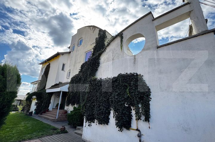 Vilă - 8 camere de vanzare ALBA IULIA - Alba anunturi imobiliare Alba