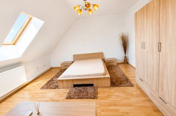 Apartament 2 camere de vanzare VASILE AARON - Sibiu anunturi imobiliare Sibiu