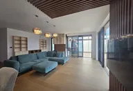 520.000 €, Apartament 3 camere