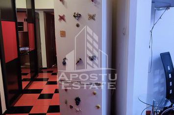 Apartament cu 3 camere in zona Girocului, centrala termica anunturi imobiliare Timis