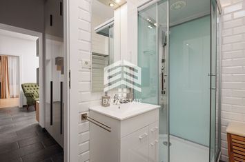 Apartament 2 camere de vanzare CENTRUL CIVIC - Brasov anunturi imobiliare Brasov